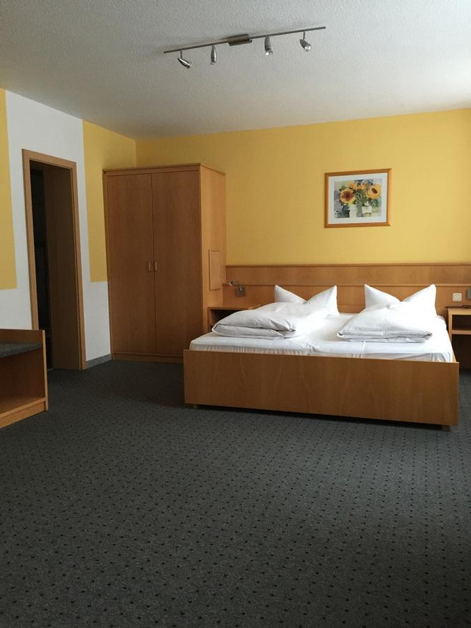Hotel "Am Bergpark" Neue Drusel Kassel Exterior photo